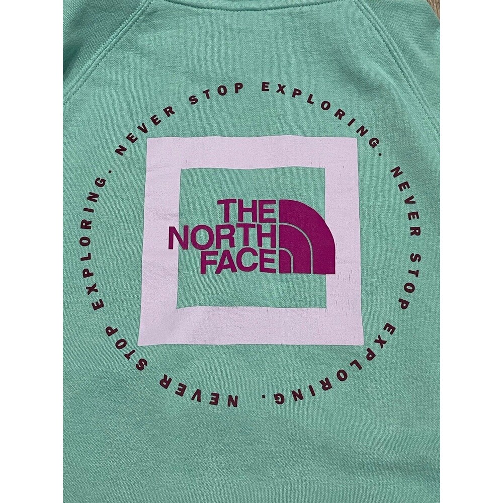 The North Face Women's Size M Green Pullover Hoodie Pocket Purple Logo